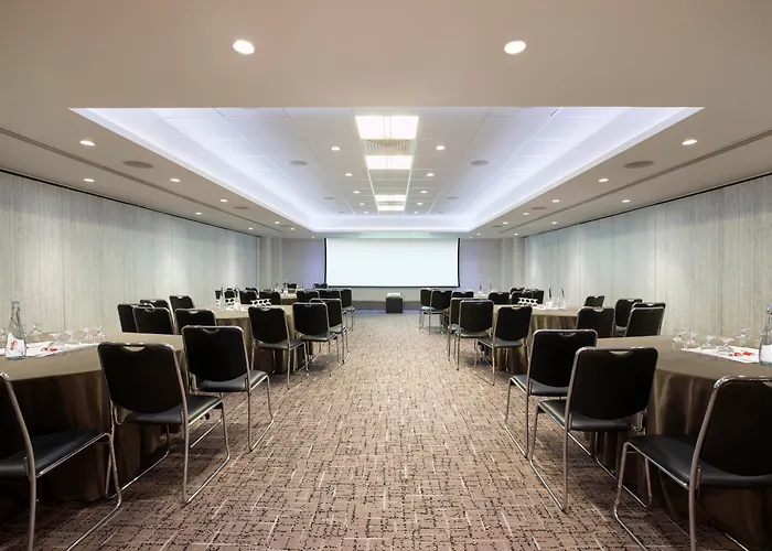 Leonardo Royal London Tower Bridge